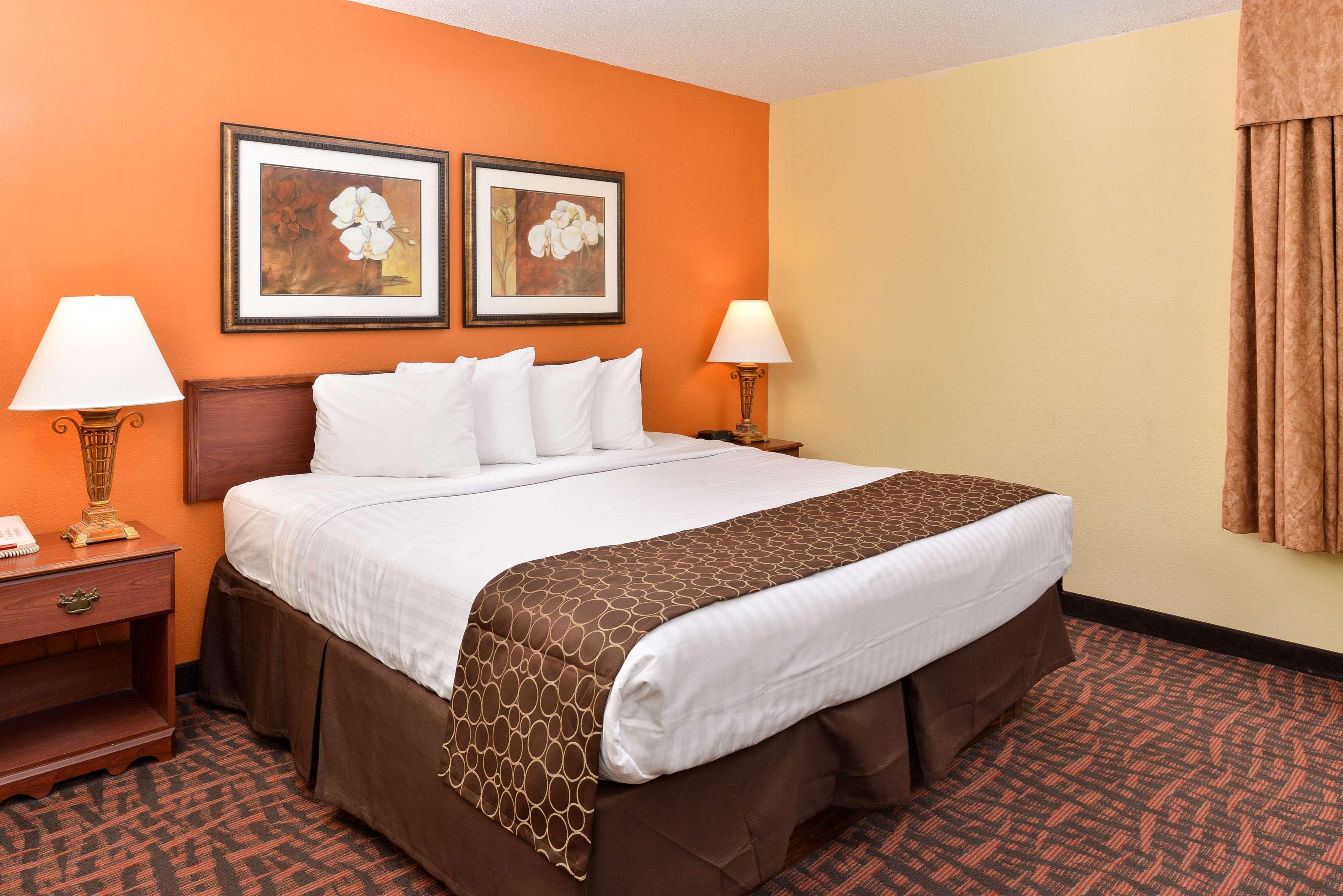 Best Western Louisville East Inn & Suites Exterior foto
