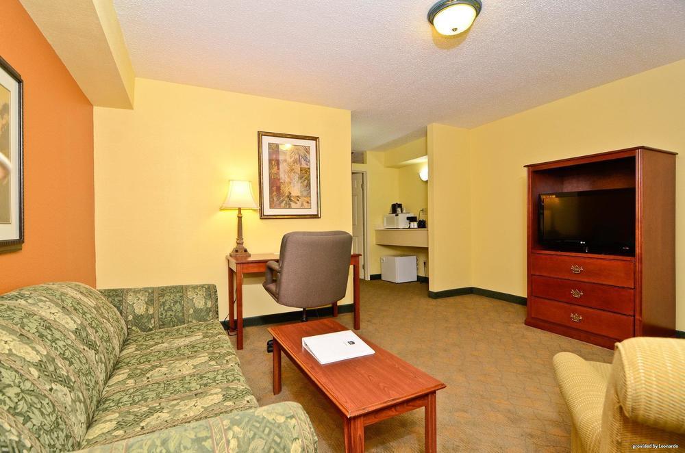 Best Western Louisville East Inn & Suites Quarto foto